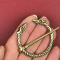 Preview: Ringfibel mit Vogelköpfen, bronzefarben