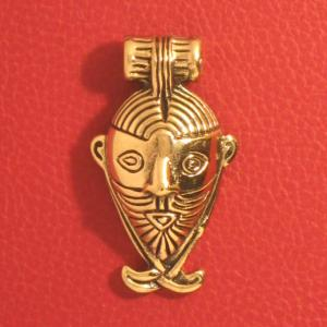 Amulettkopf aus Birka, Bronze
