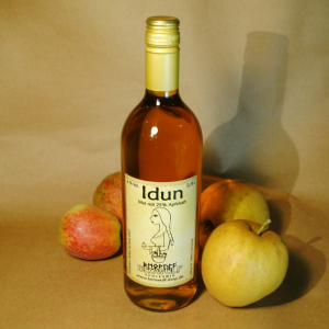 "Idun" mit Apfelsaft