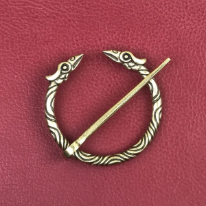 Ringfibel mit Vogelköpfen, bronzefarben