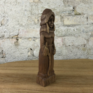Skadi, 23cm Götterfigur handgeschnitzt aus Lindenholz, Unikat