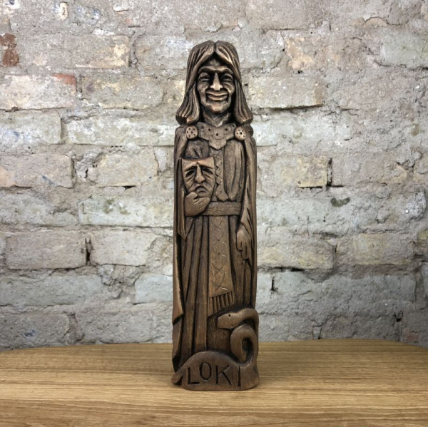 Loki Götterfigur 26 cm aus Lindenholz handgeschnitzt, Unikat