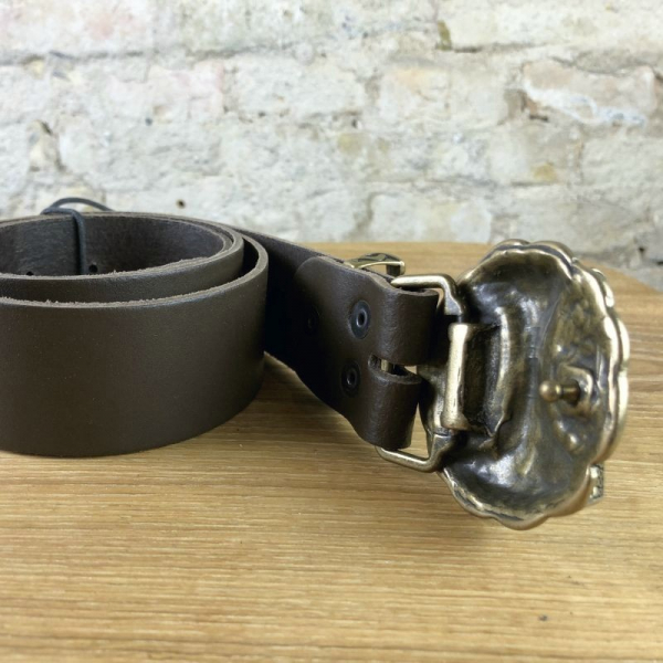 Ledergürtel mit Thorshammer Schnalle