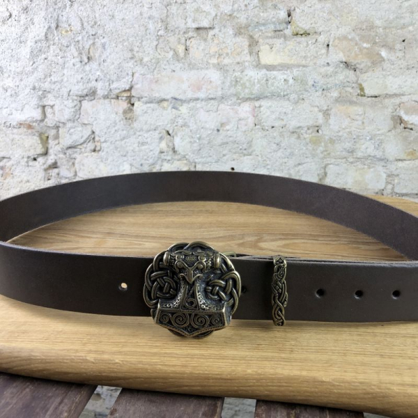 Ledergürtel mit Thorshammer Schnalle