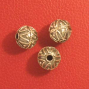 Perle mit Filigrandrahtverzierung, Silber