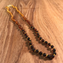 Bernsteinkette kurz, kleine Perlen, farbverlaufend, ca. 45 cm